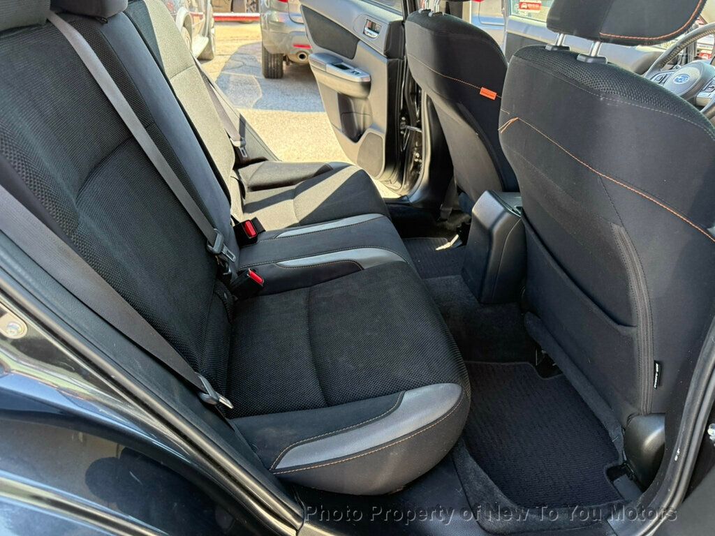 2016 Subaru Crosstrek 2.0i Premium photo 12