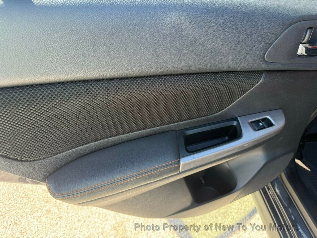 2016 Subaru Crosstrek 2.0i Premium photo 19
