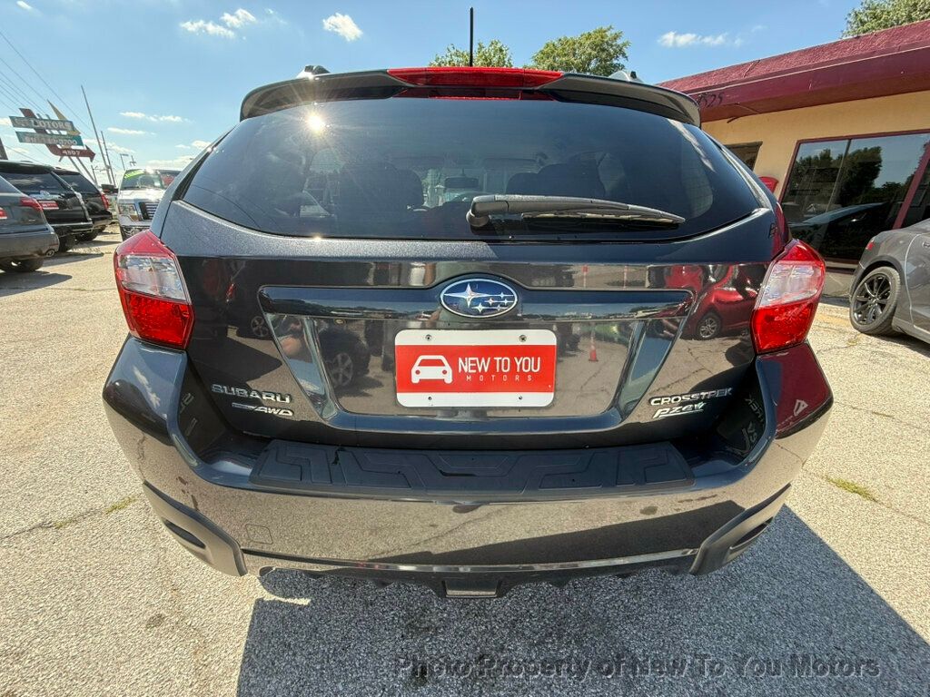 2016 Subaru Crosstrek 2.0i Premium photo 8
