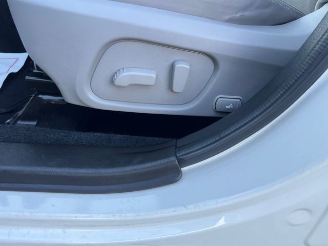 2016 Subaru Forester 4dr CVT 2.5i Limited PZEV - 23037715 - 10