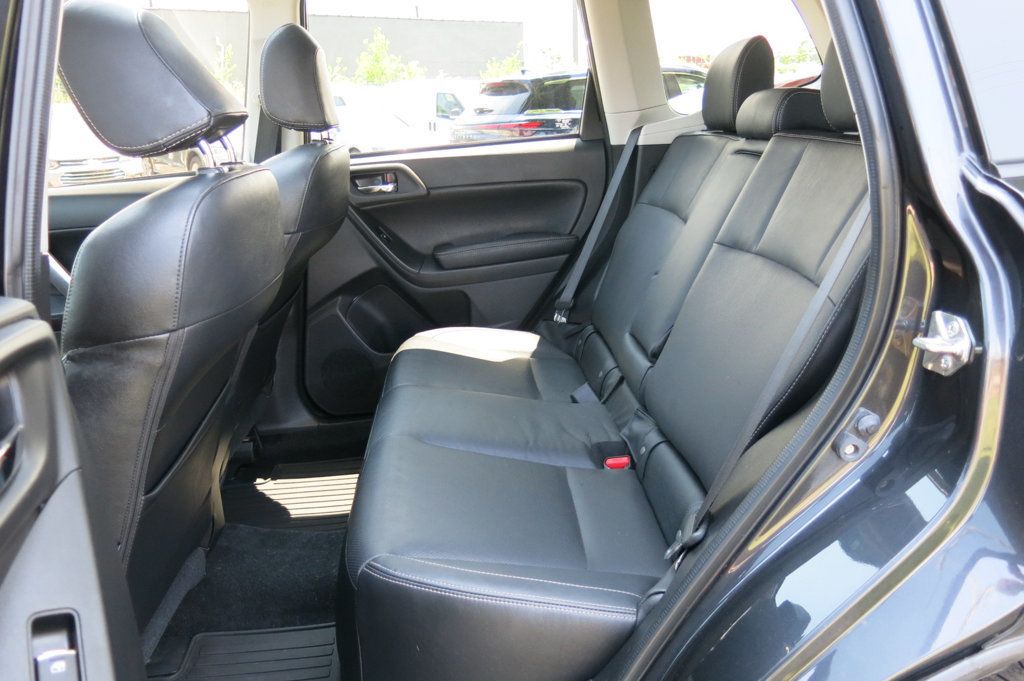 2016 Subaru Forester 2.5i Premium photo 15