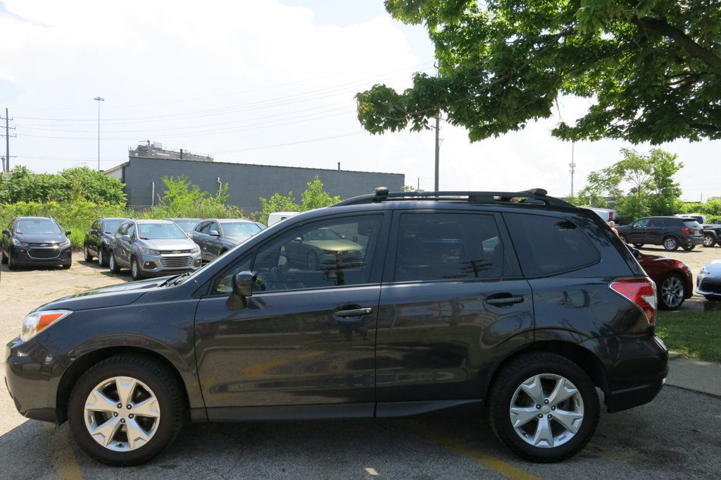 2016 Subaru Forester 2.5i Premium photo 6