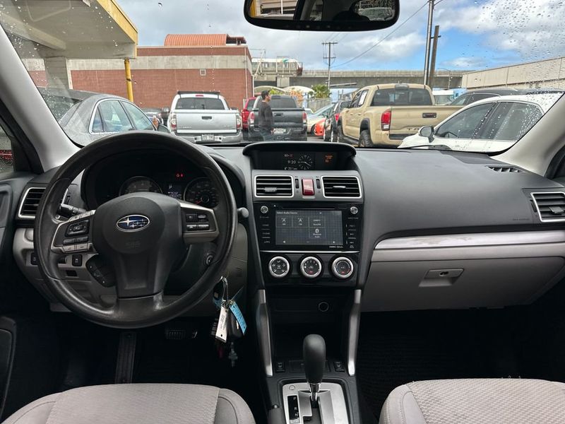 2016 Subaru Forester 4dr CVT 2.5i Premium PZEV - 23049899 - 13