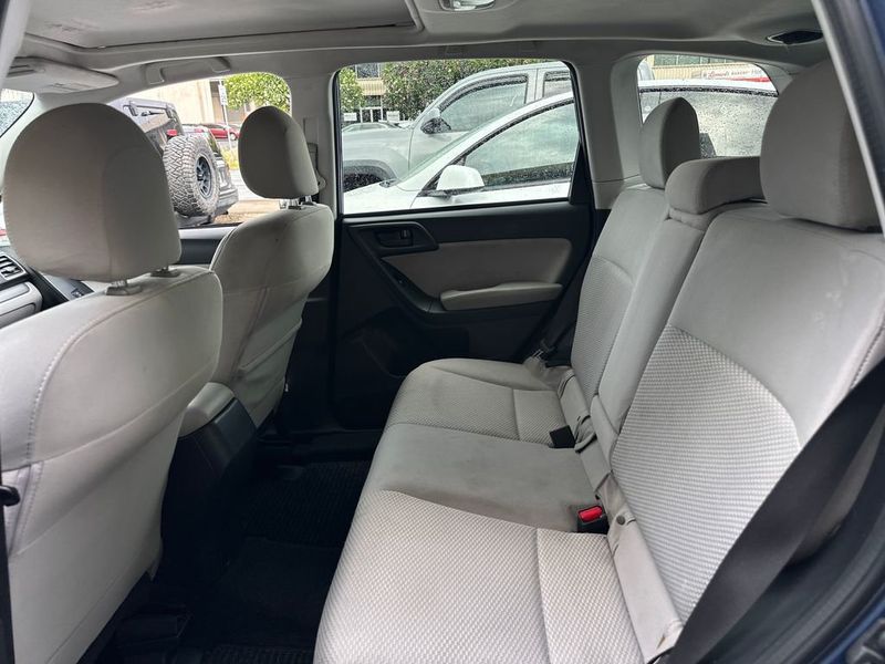 2016 Subaru Forester 4dr CVT 2.5i Premium PZEV - 23049899 - 14