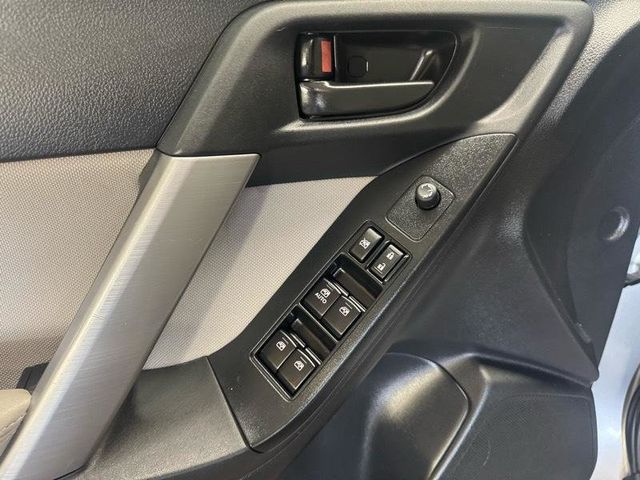 2016 Subaru Forester 4dr CVT 2.5i Premium PZEV - 23002011 - 10