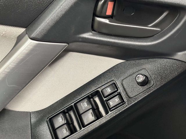 2016 Subaru Forester 4dr CVT 2.5i Premium PZEV - 23040872 - 25