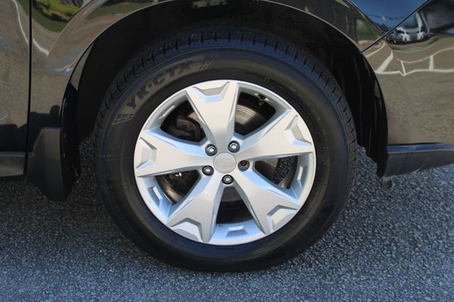 2016 Subaru Forester 4dr CVT 2.5i Premium PZEV - 23024726 - 33