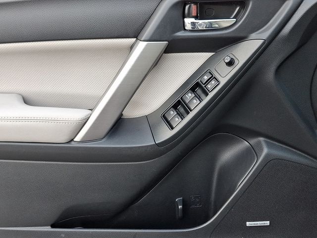 2016 Subaru Forester 4dr CVT 2.5i Touring PZEV - 22965223 - 10