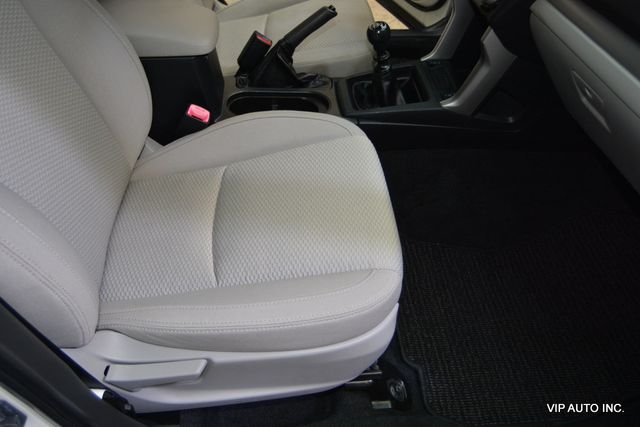 2016 Subaru Forester 4dr Manual 2.5i Premium PZEV - 22981639 - 19