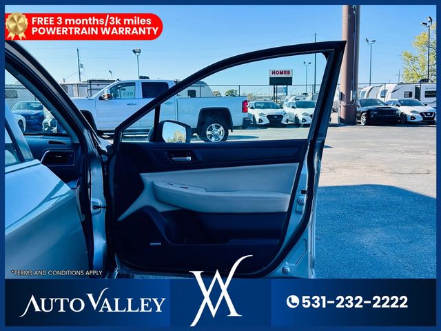 2016 Subaru Legacy 2.5i Limited Sedan 4D - 22939002 - 16