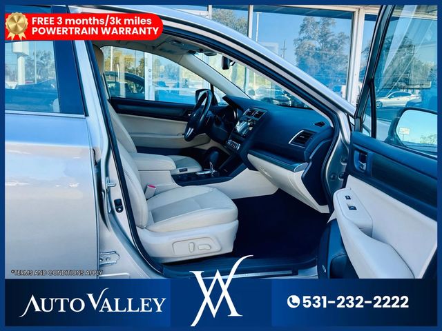 2016 Subaru Legacy 2.5i Limited Sedan 4D - 22939002 - 17