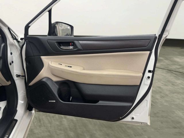 2016 Subaru Legacy 4dr Sedan 2.5i Limited - 22999313 - 17