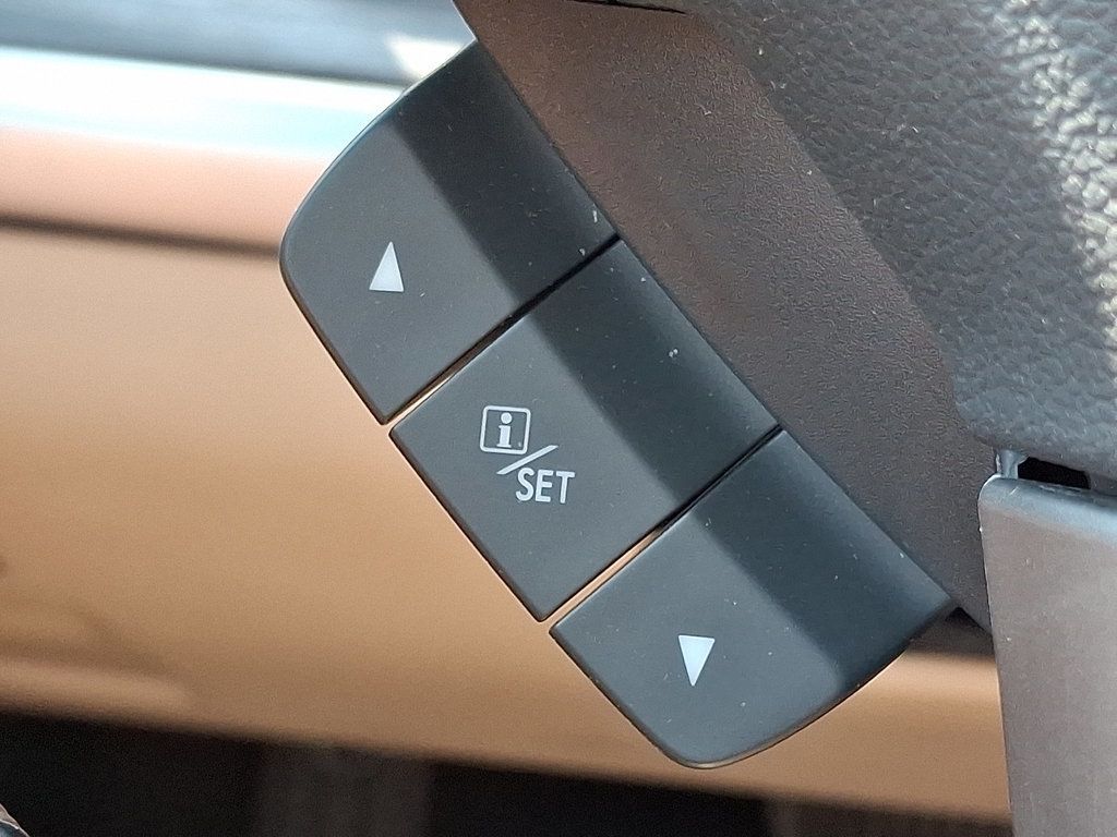 2016 Subaru Legacy 2.5i Limited photo 30