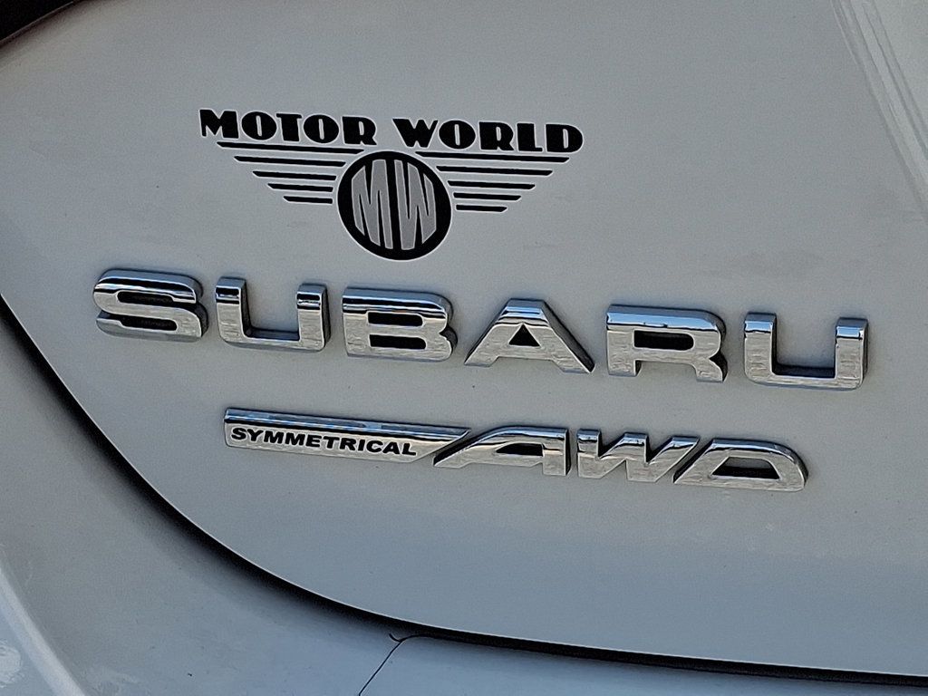 2016 Subaru Legacy 2.5i Limited photo 37