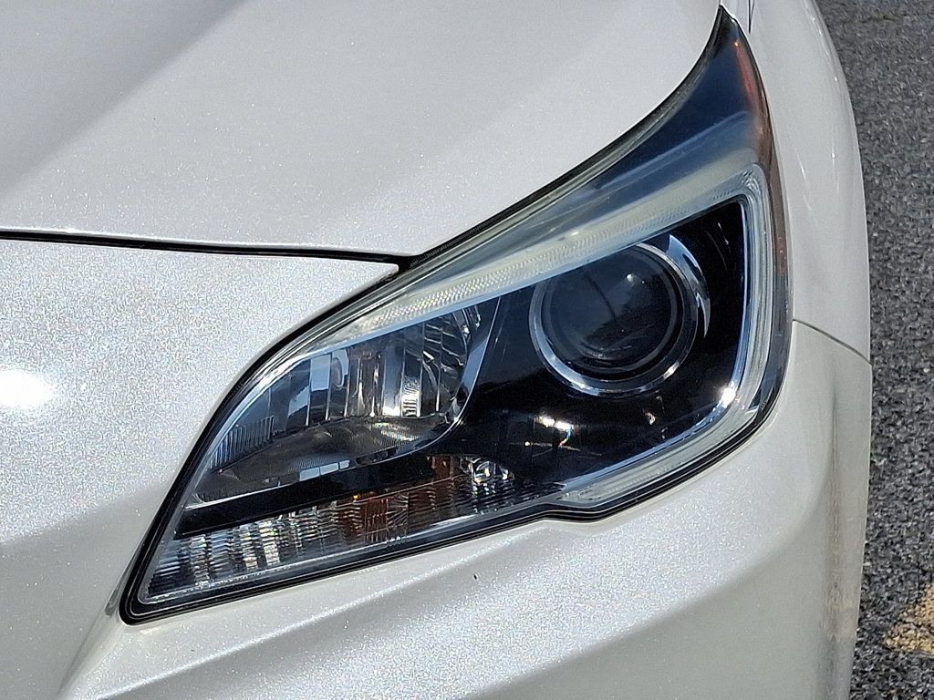 2016 Subaru Legacy 2.5i Limited photo 9