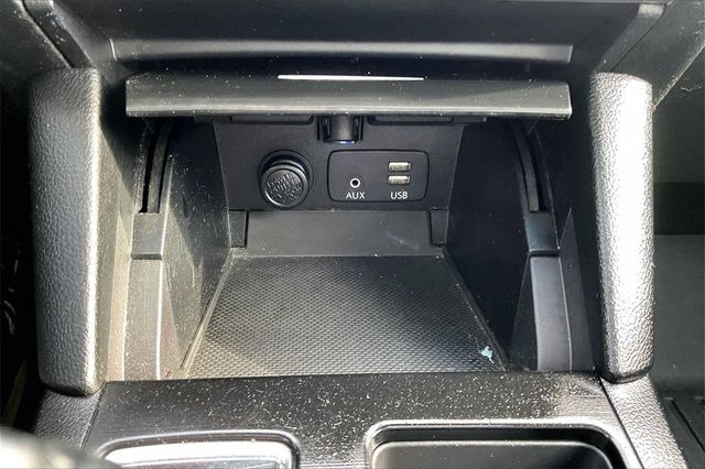 2016 Subaru Legacy 4dr Sedan 2.5i Limited PZEV - 22981466 - 25