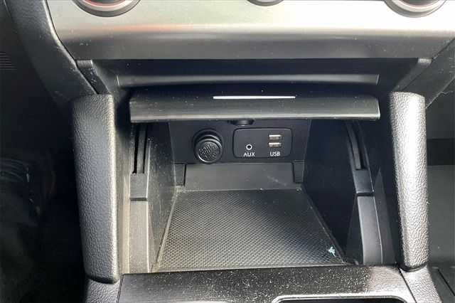 2016 Subaru Legacy 4dr Sedan 2.5i Limited PZEV - 22981466 - 29