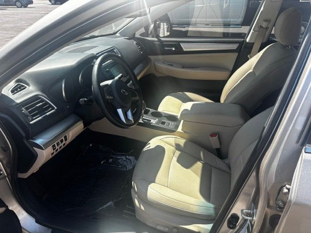 2016 Subaru Legacy 4dr Sedan 2.5i Premium - 23018734 - 2