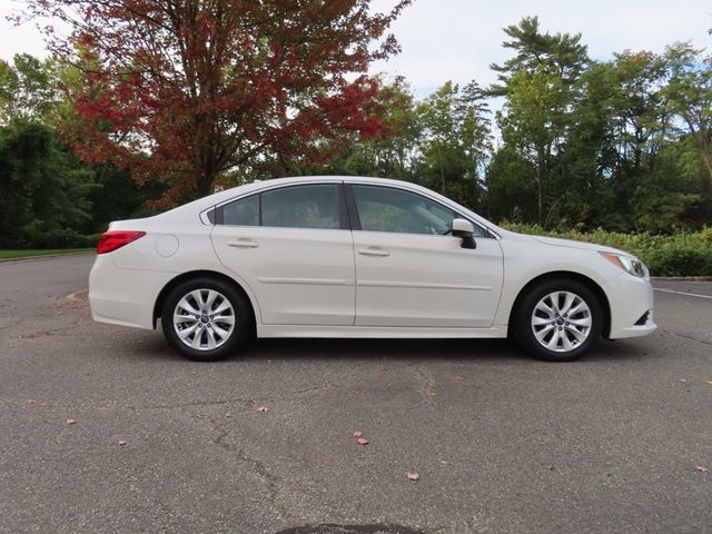 2016 Subaru Legacy 4dr Sedan 2.5i Premium PZEV - 23085966 - 17