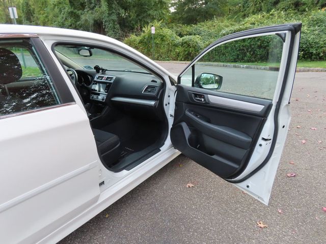 2016 Subaru Legacy 4dr Sedan 2.5i Premium PZEV - 23085966 - 23