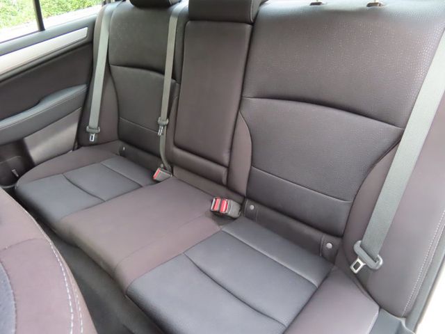 2016 Subaru Legacy 4dr Sedan 2.5i Premium PZEV - 23085966 - 31