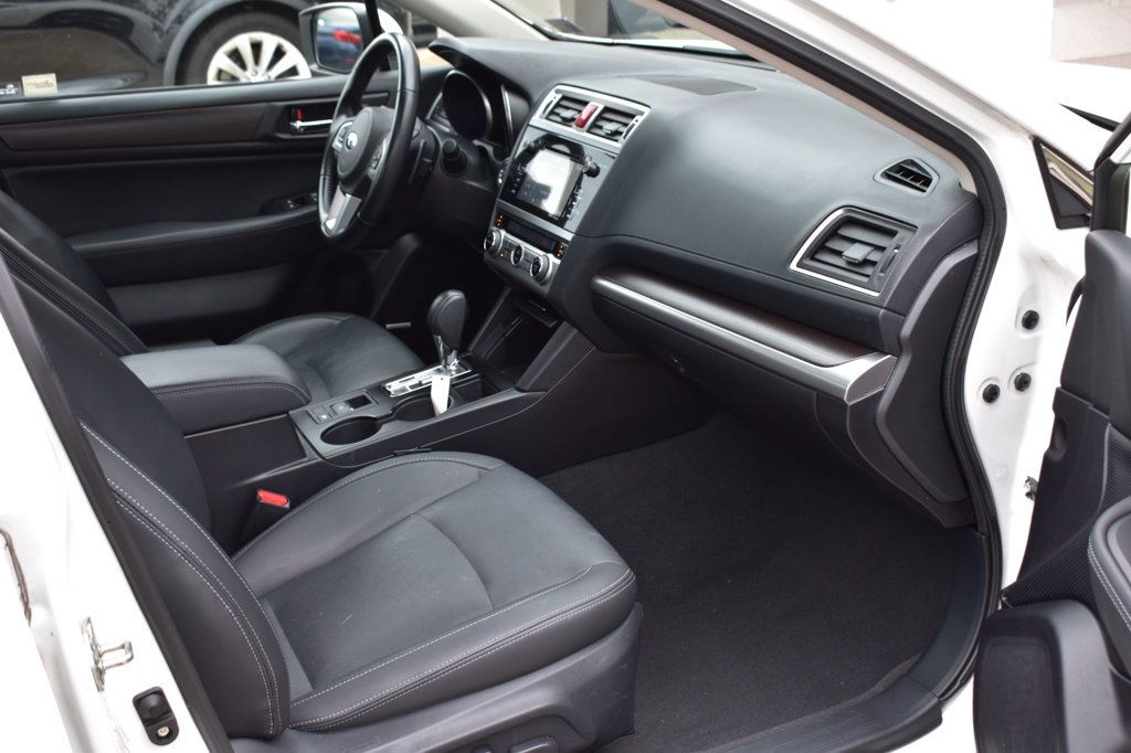 2016 Subaru Legacy 4dr Sedan 3.6R Limited - 22986941 - 17