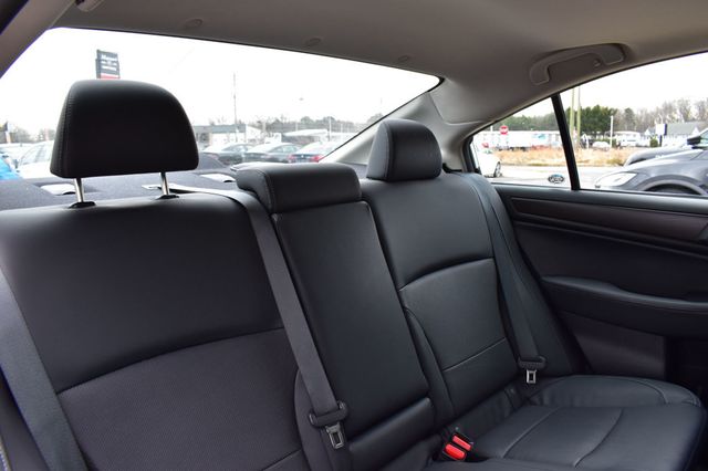 2016 Subaru Legacy 4dr Sedan 3.6R Limited - 22986941 - 19