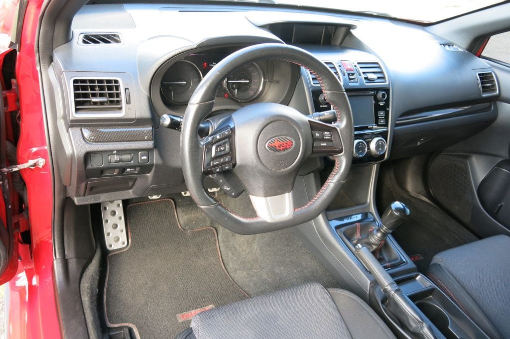 2016 Subaru WRX Premium photo 11