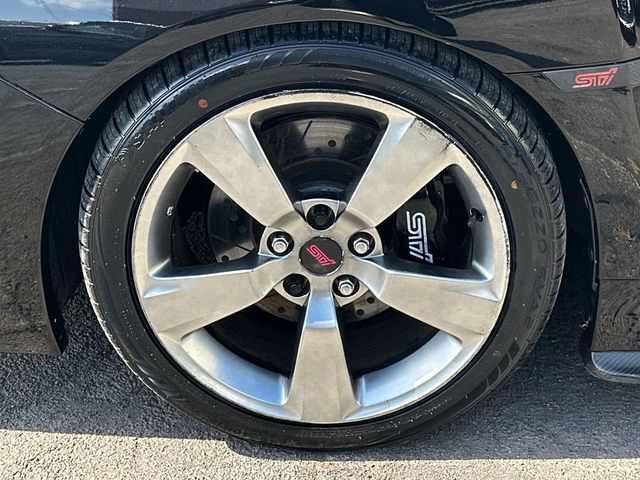 2016 Subaru WRX STI 4dr Sedan Limited w/Wing Spoiler - 23060737 - 11
