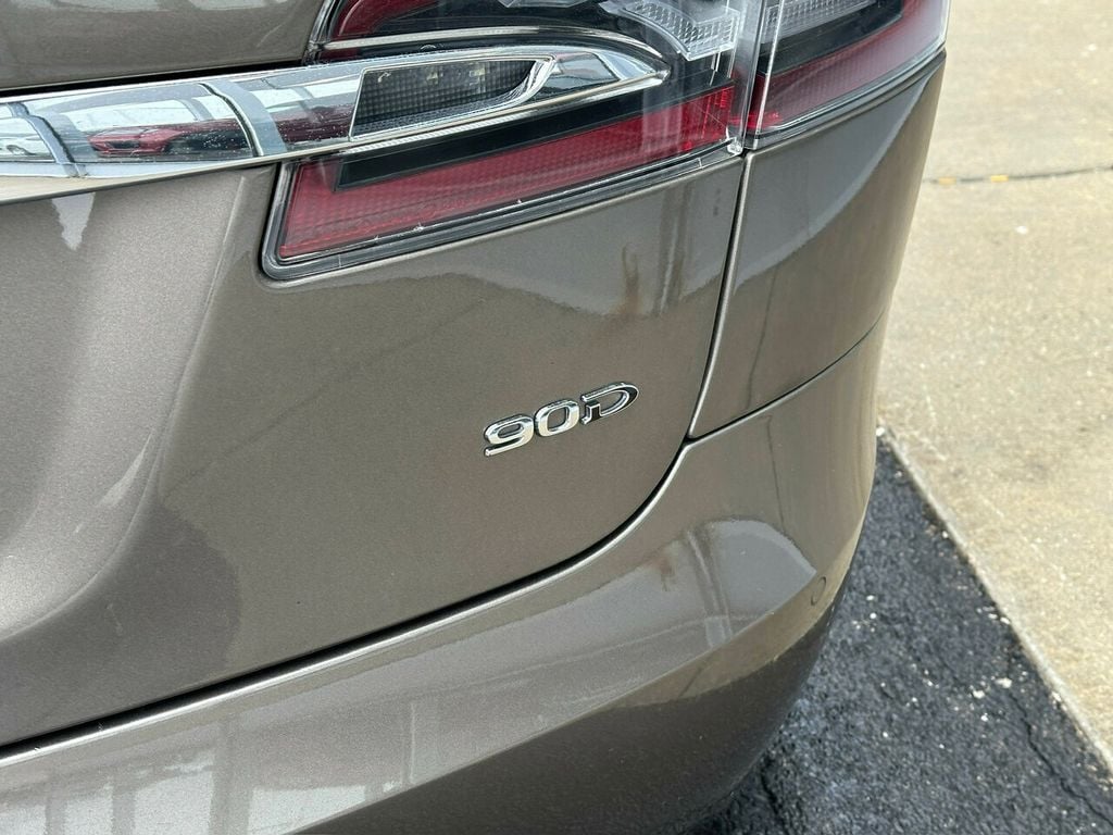 2016 Tesla Model S 2016.5 4dr Sedan AWD 90D - 22255484 - 44