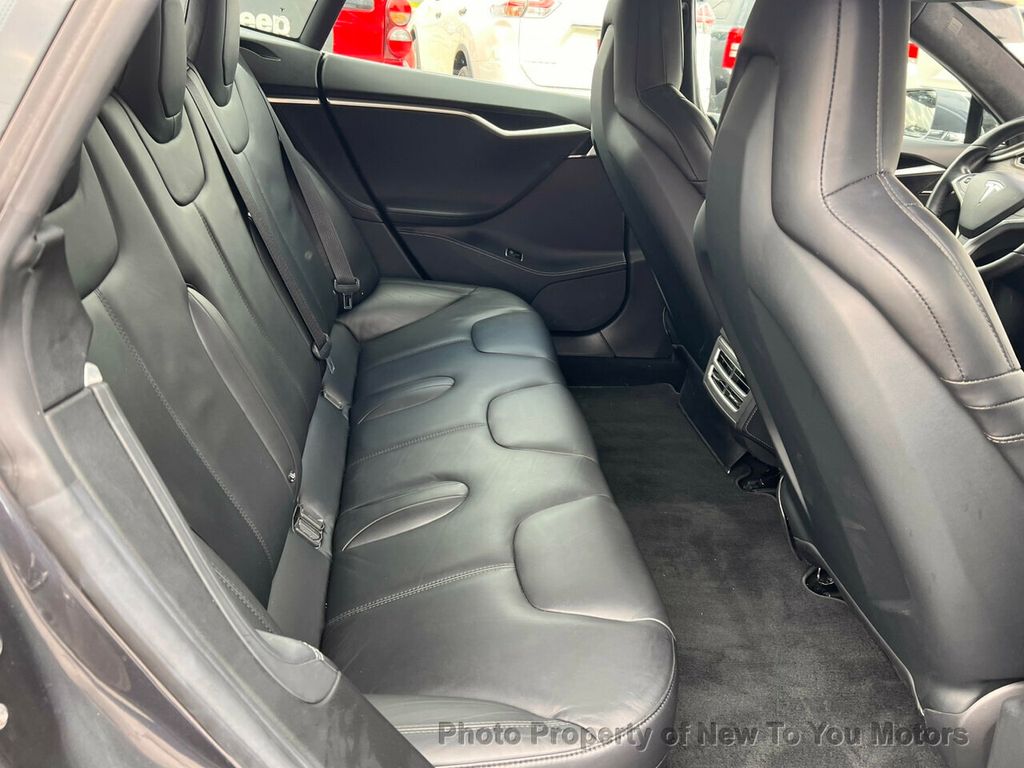 2016 Tesla Model S 70 photo 12
