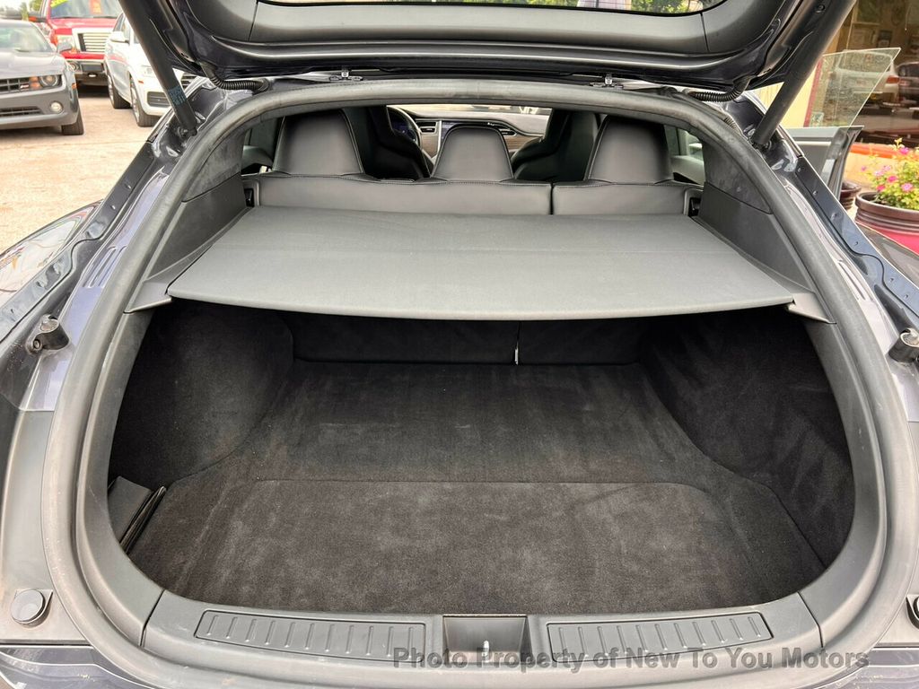 2016 Tesla Model S 70 photo 14