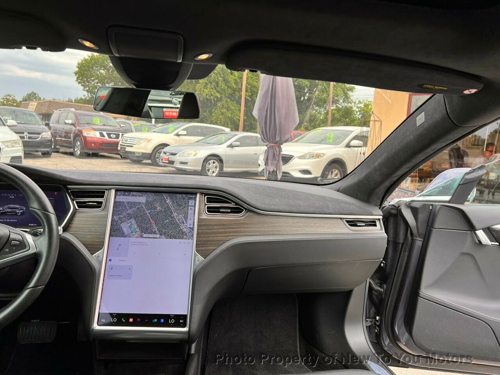 2016 Tesla Model S 70 photo 4