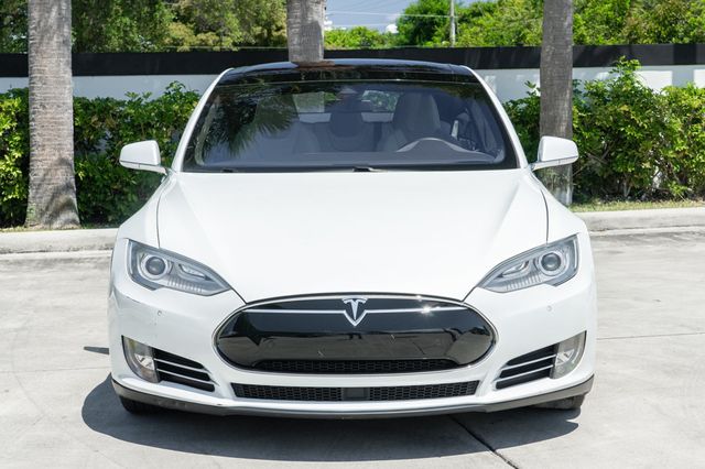 2016 Tesla Model S 4dr Sedan AWD 85D - 23018981 - 11