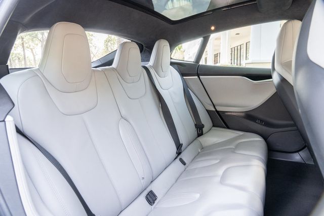 2016 Tesla Model S 4dr Sedan AWD 85D - 23018981 - 22