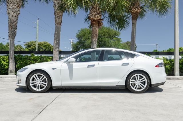 2016 Tesla Model S 4dr Sedan AWD 85D - 23018981 - 2