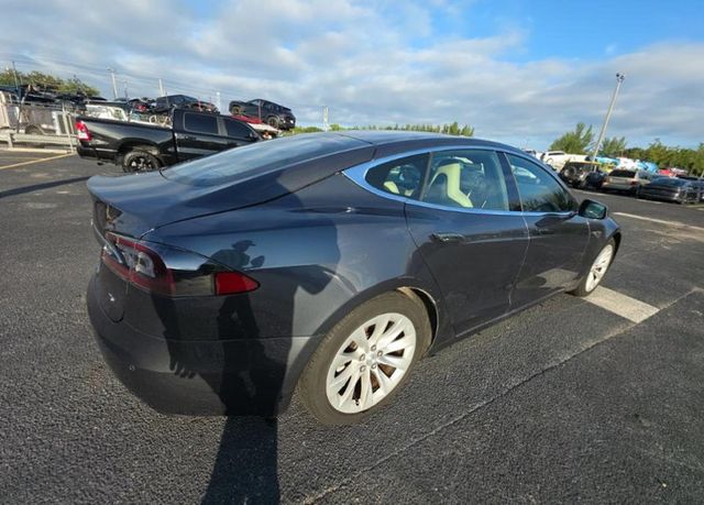 2016 Tesla Model S 4dr Sedan RWD 70 - 23095521 - 2