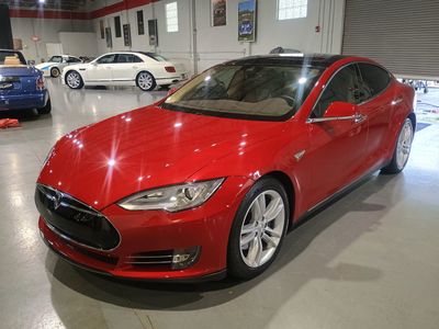 2016 Tesla Model S - 5YJSA1E13GF125051
