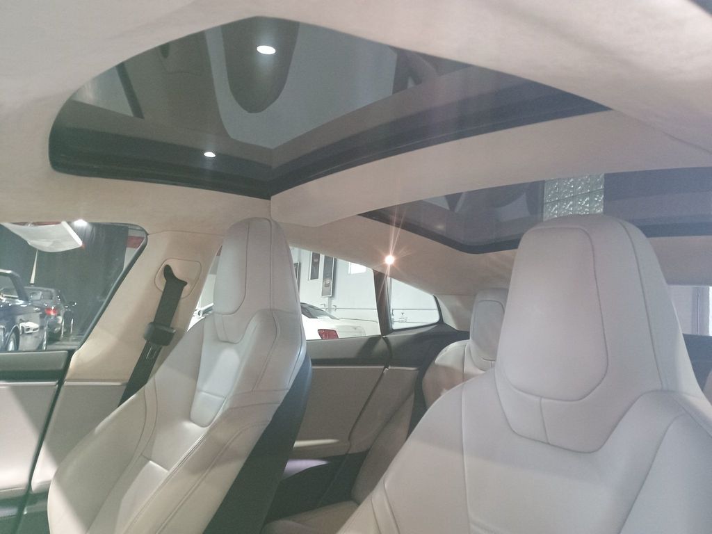 2016 Tesla Model S 4dr Sedan RWD 70 5950 Miles Clean Carfax Florida Car - 22962967 - 15