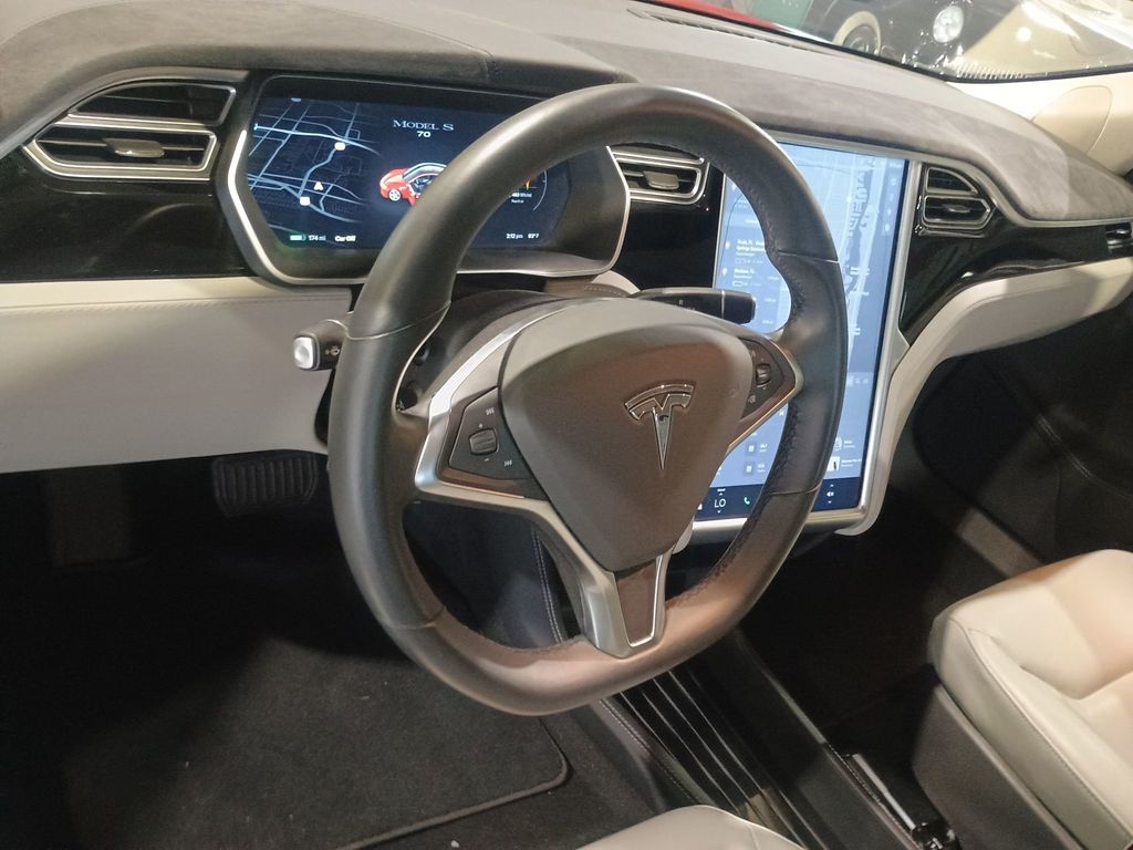 2016 Tesla Model S 4dr Sedan RWD 70 5950 Miles Clean Carfax Florida Car - 22962967 - 17