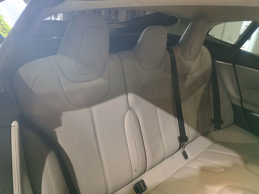 2016 Tesla Model S 4dr Sedan RWD 70 5950 Miles Clean Carfax Florida Car - 22962967 - 31