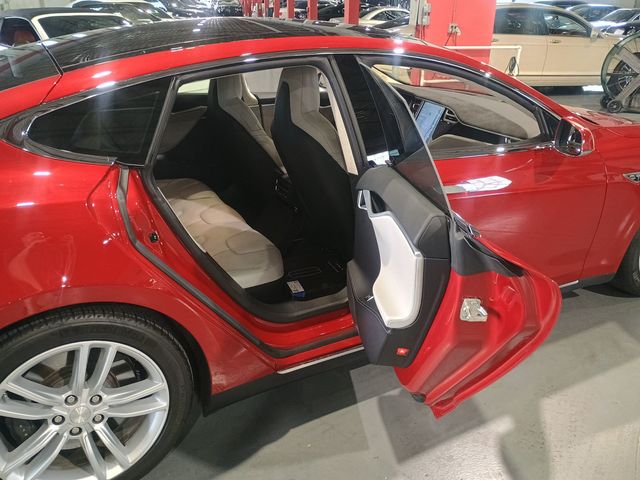 2016 Tesla Model S 4dr Sedan RWD 70 5950 Miles Clean Carfax Florida Car - 22962967 - 33