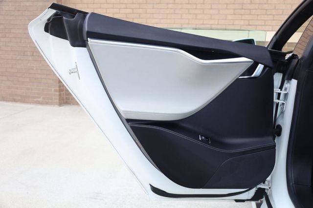 2016 Tesla Model S 75 - 23079331 - 19
