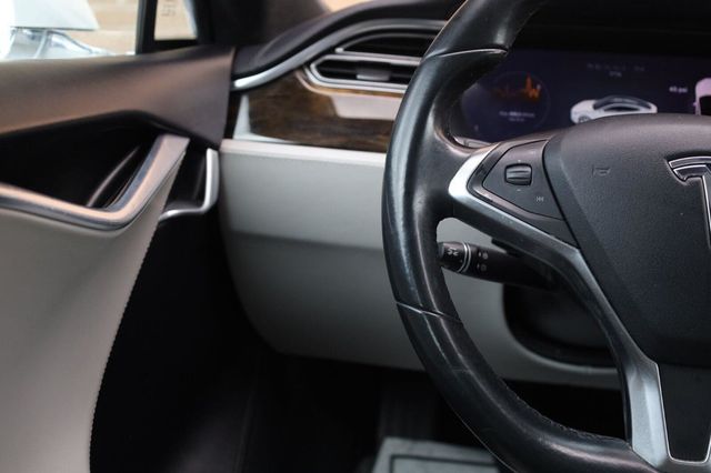 2016 Tesla Model S 75 - 23079331 - 32