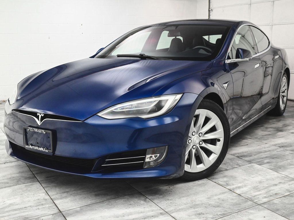 2016 Tesla Model S 75D - 22928234 | Video 1