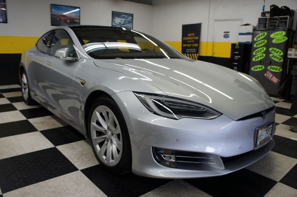 2016 Tesla Model S 75D, LOW MILES - 22406440 - 1
