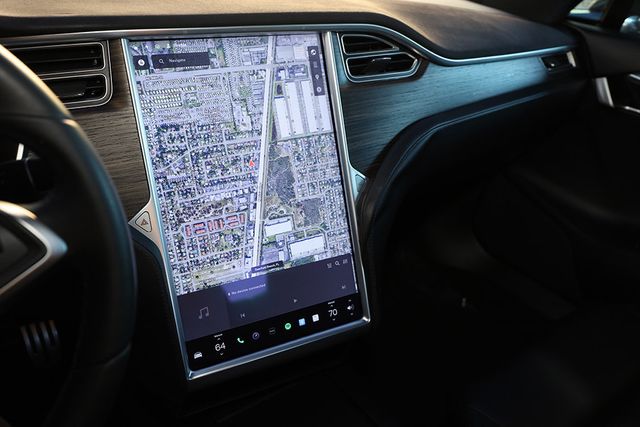 2016 TESLA MODEL S 90D - 22987275 - 18