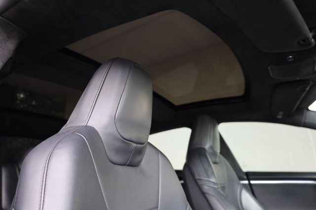 2016 Tesla Model S 90D - 23025219 - 26