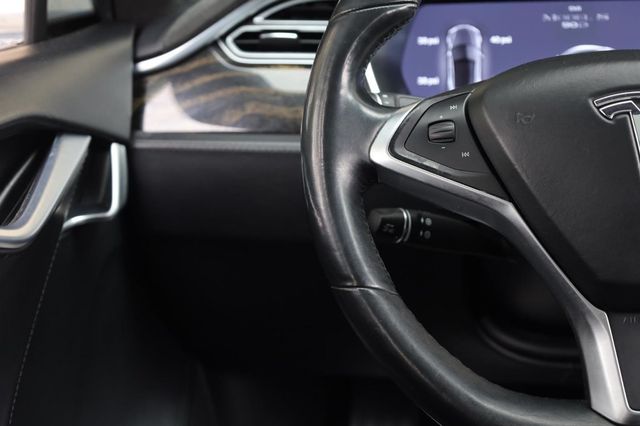 2016 Tesla Model S 90D - 23025219 - 30