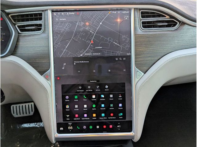 2016 Tesla Model S P90D - 23035071 - 19